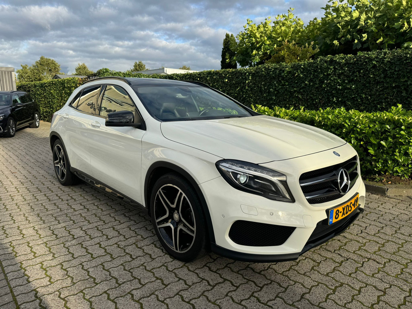 Mercedes-Benz