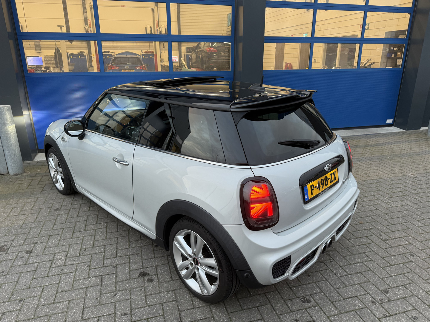 MINI