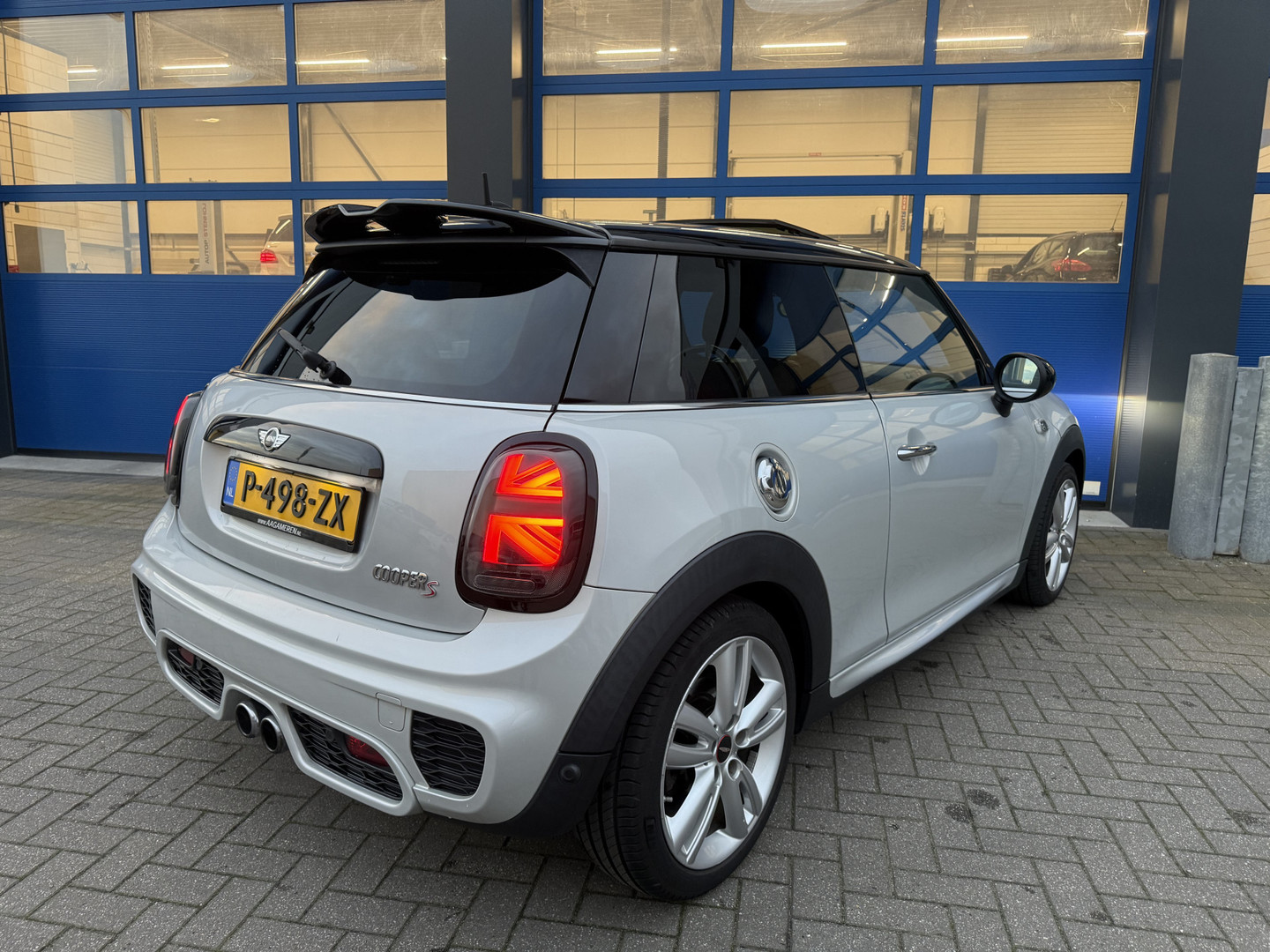 MINI