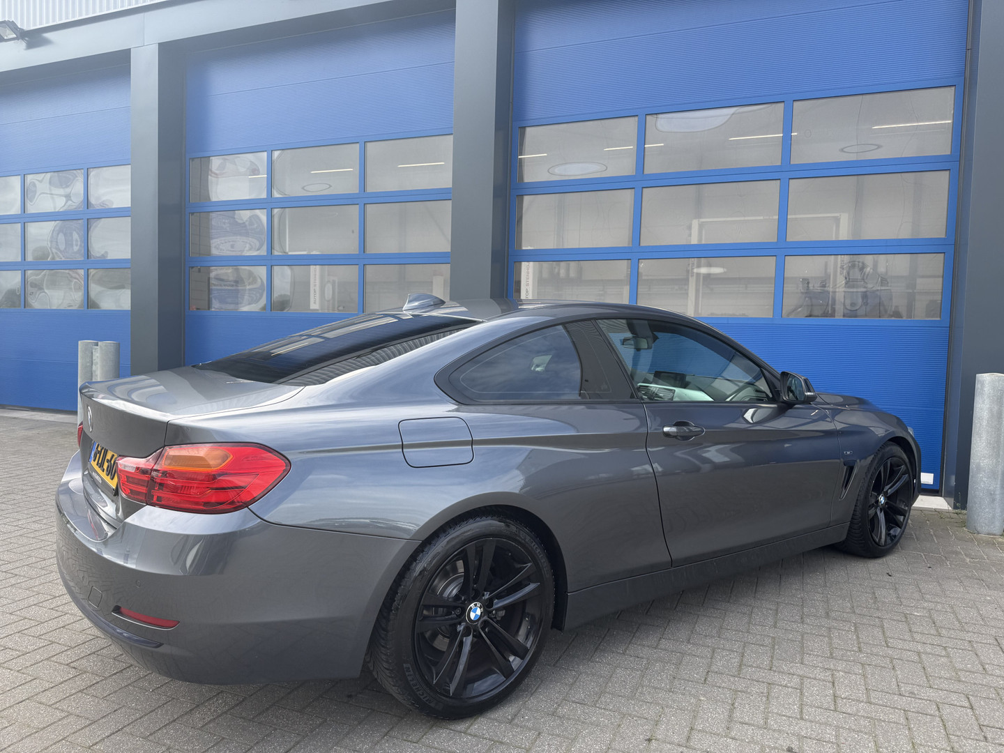 BMW