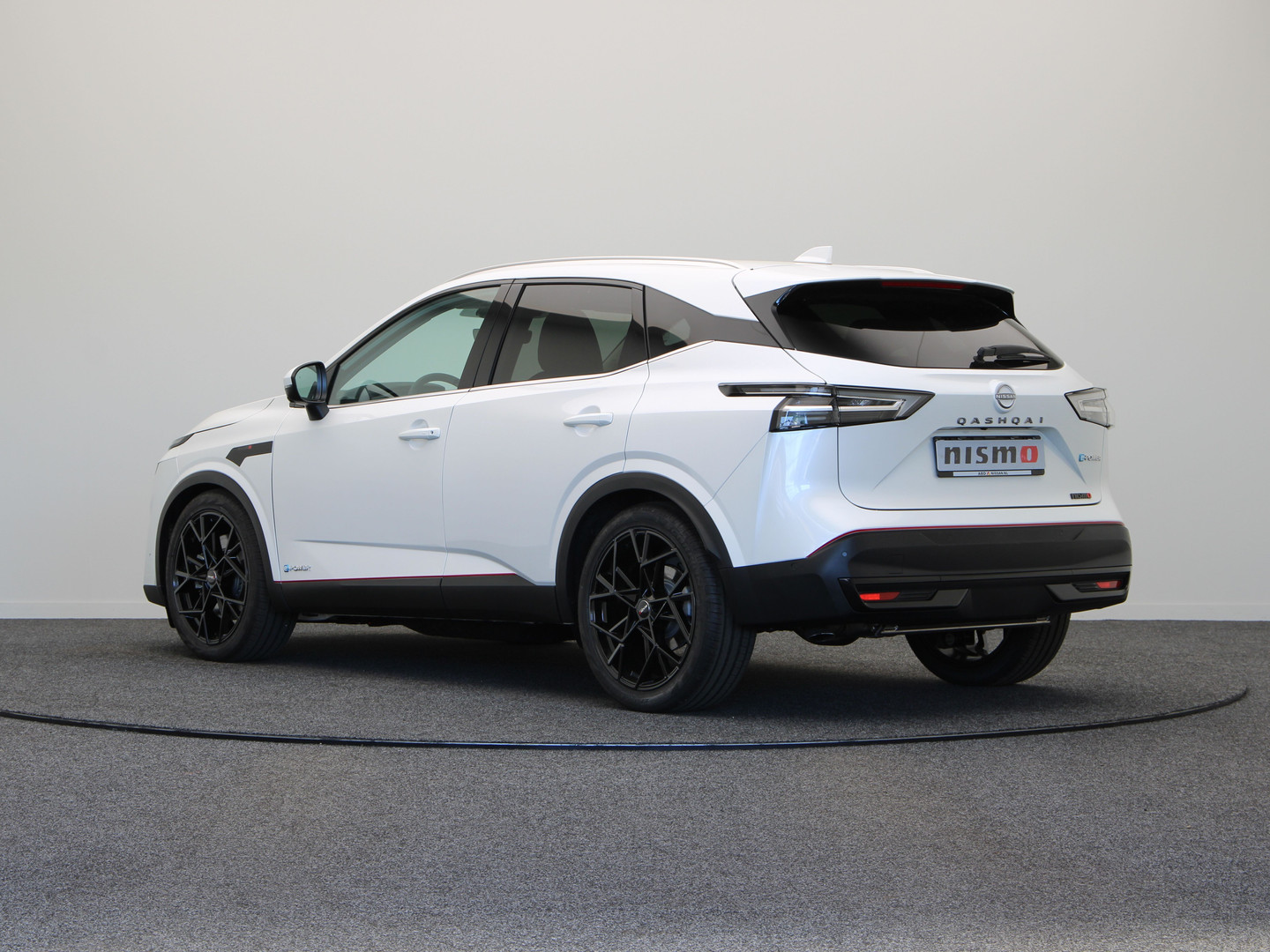 Nissan Nissan
