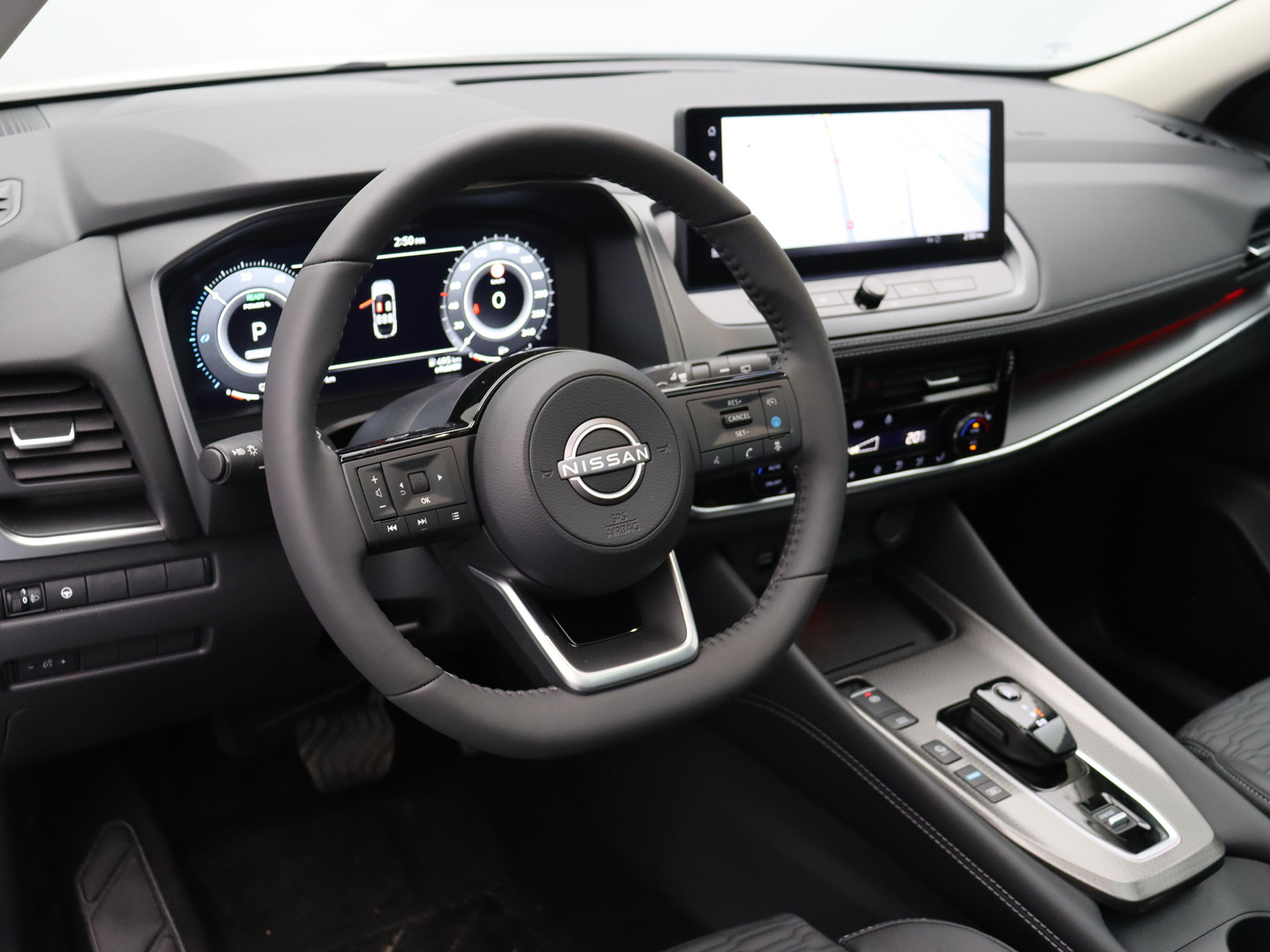 Nissan Nissan