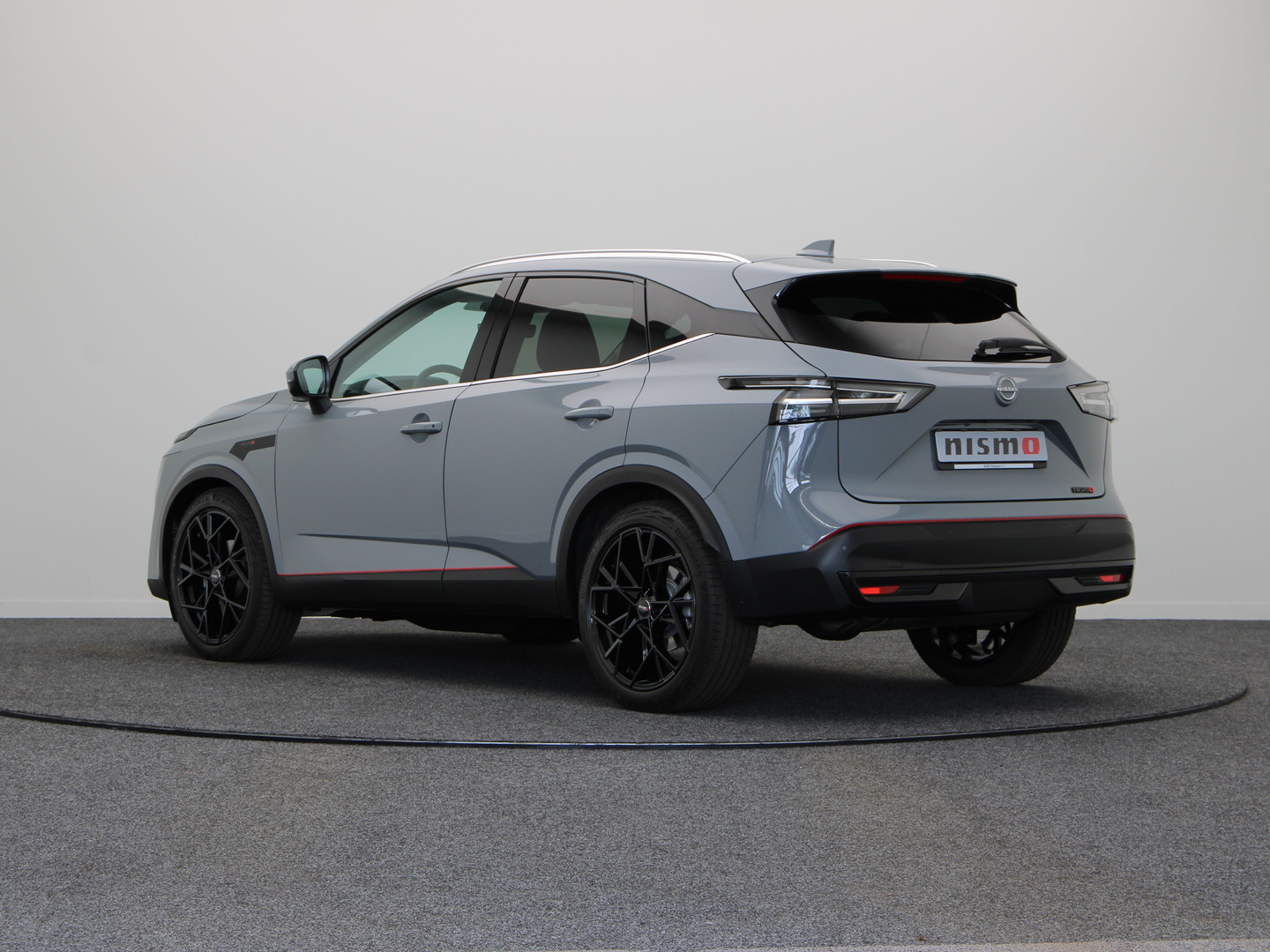 Nissan Nissan