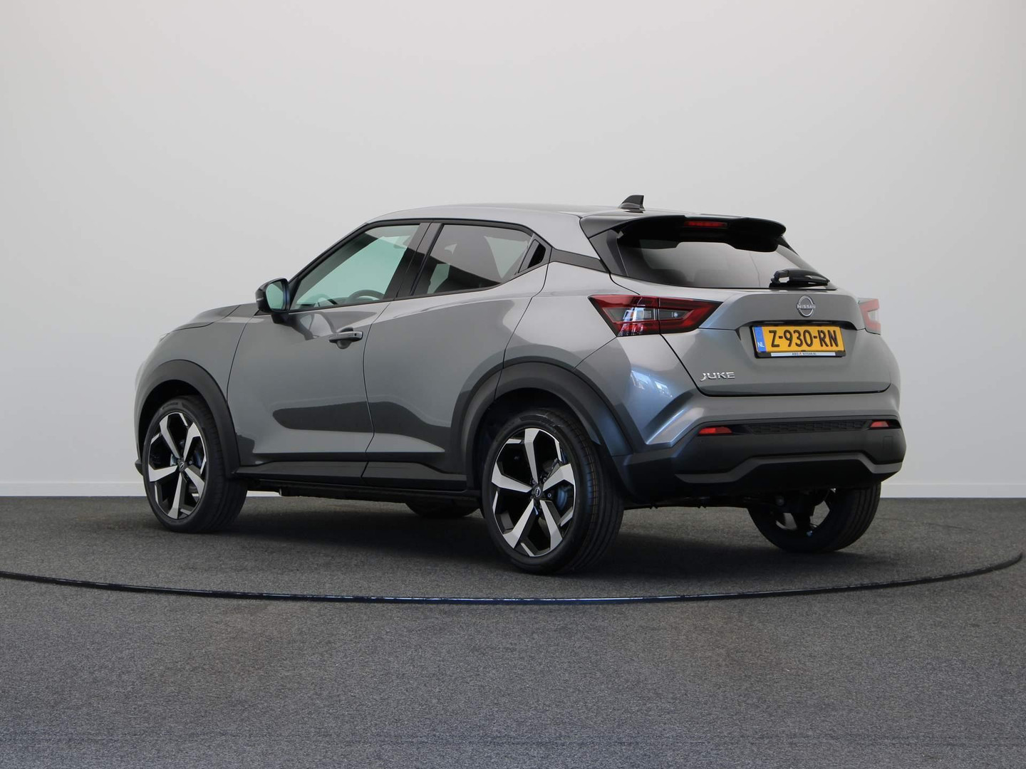 Nissan Nissan