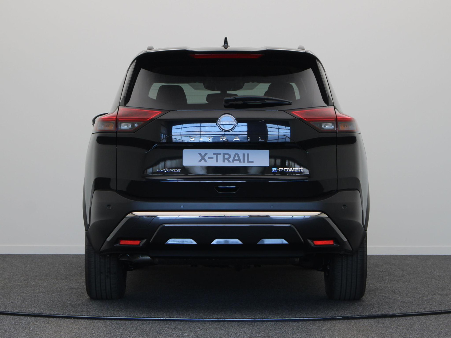 Nissan Nissan