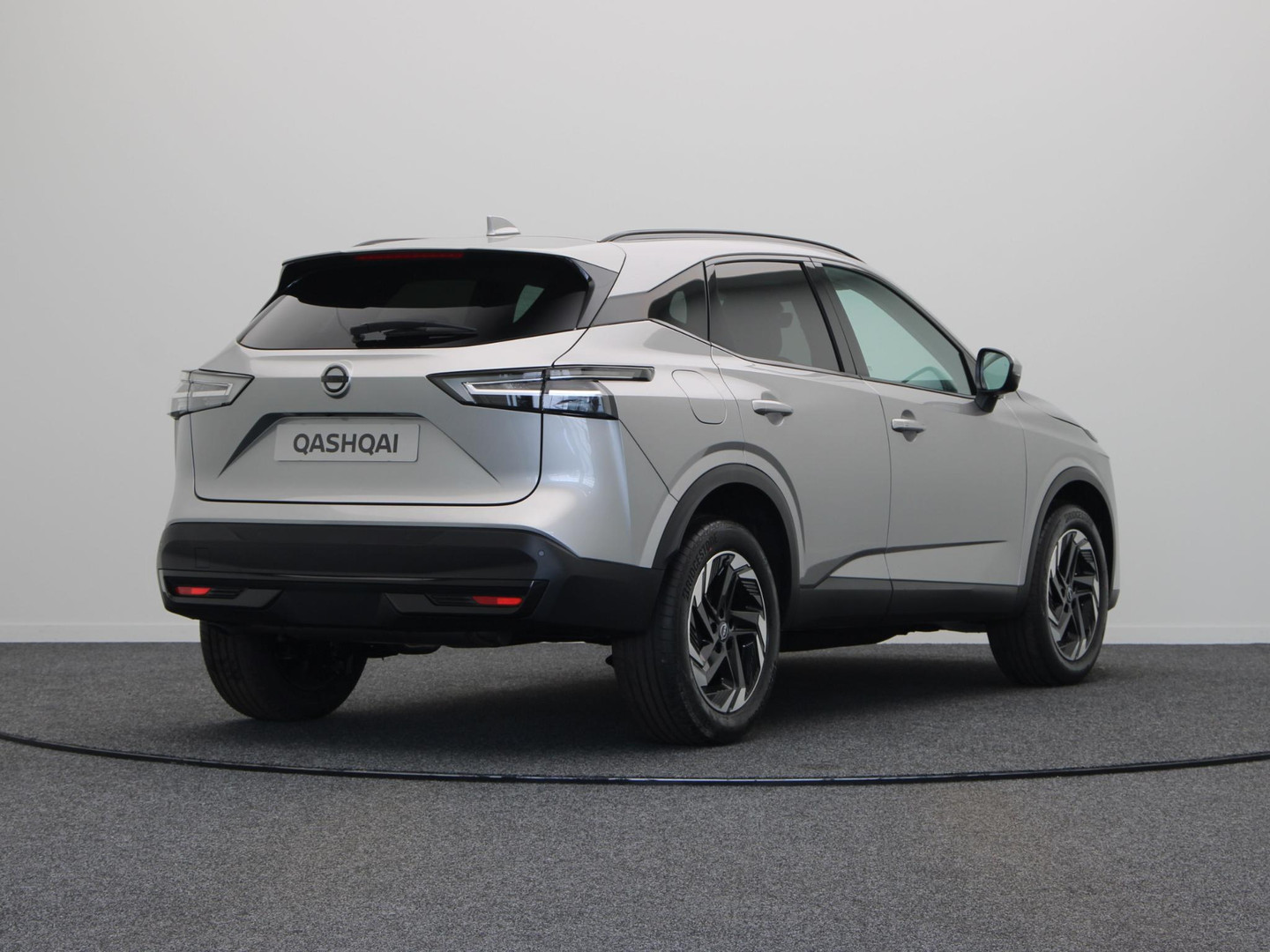 Nissan Nissan