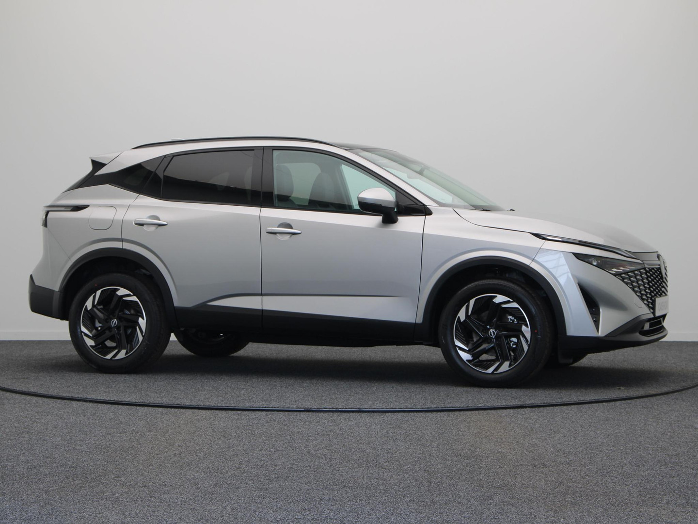 Nissan Nissan
