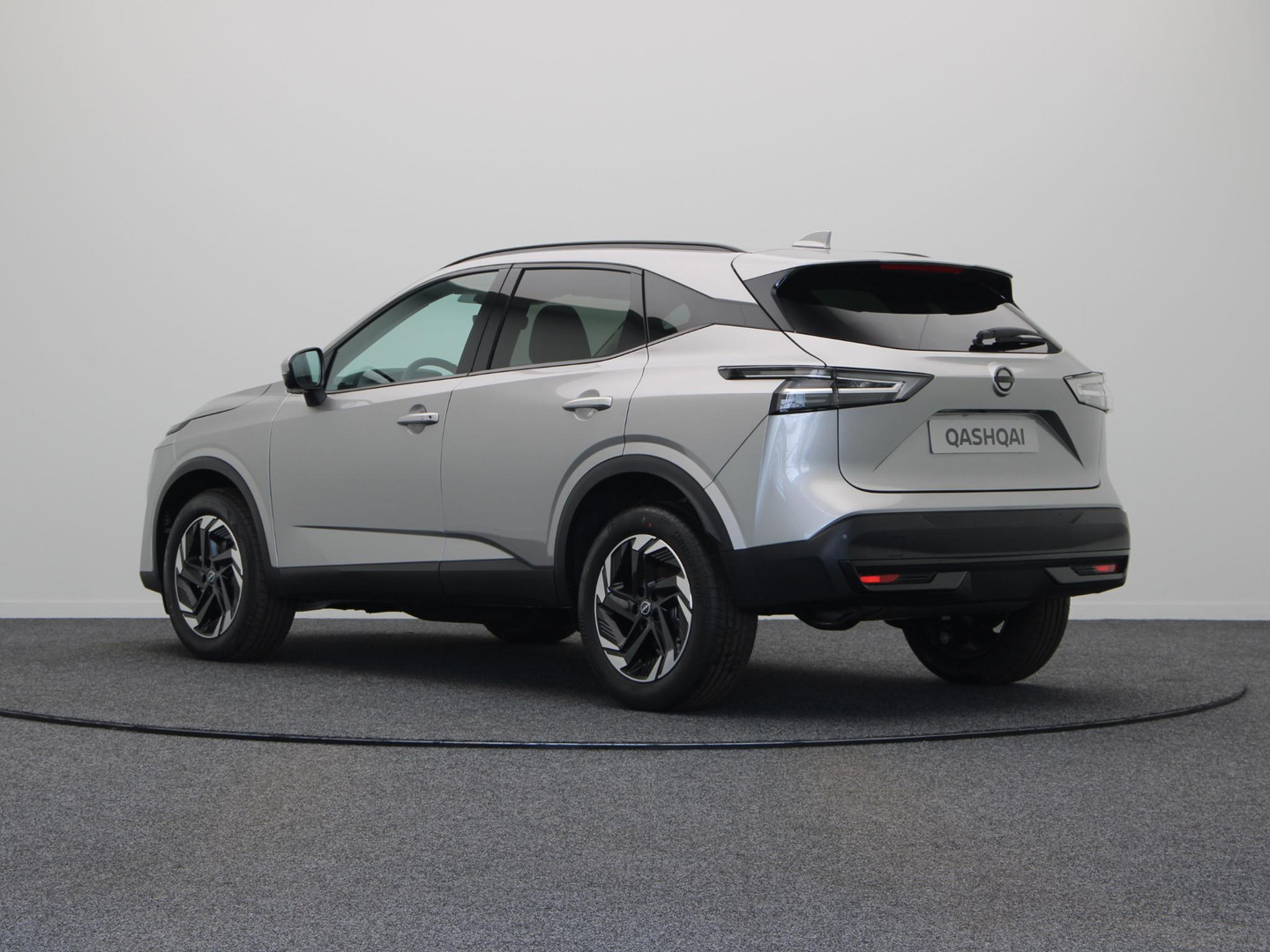 Nissan Nissan