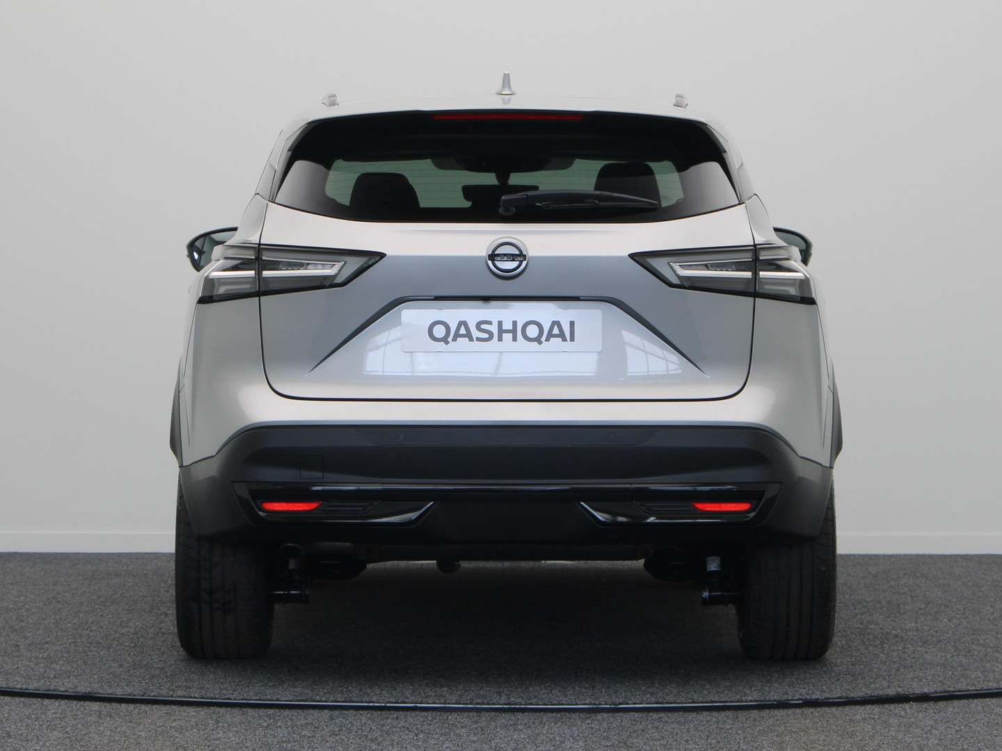 Nissan Nissan