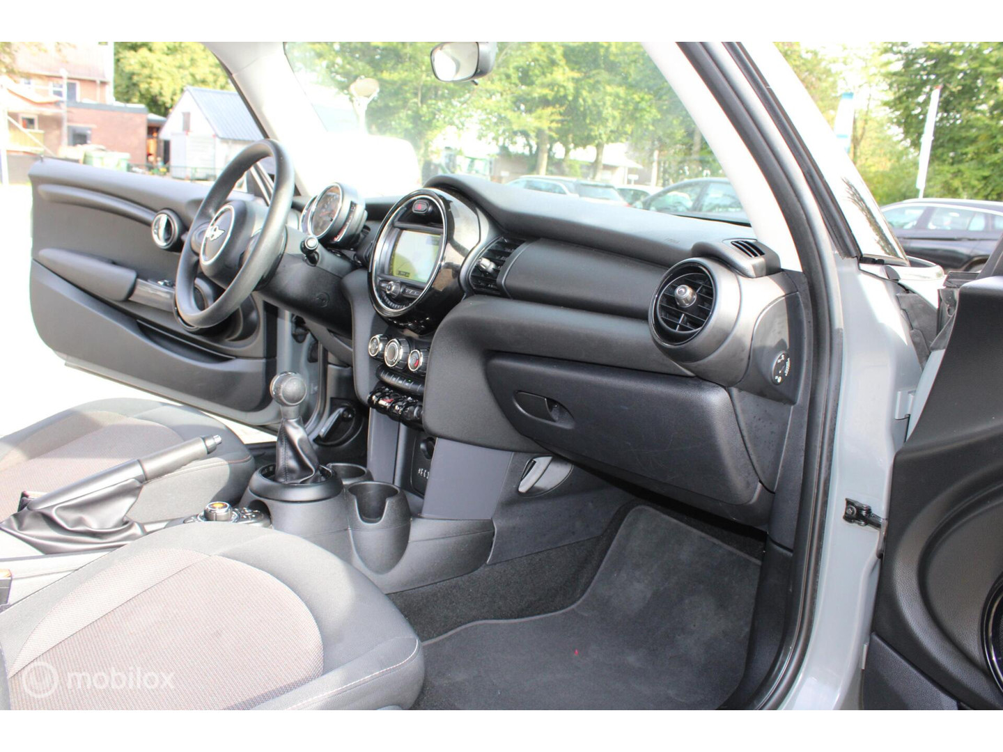 MINI
