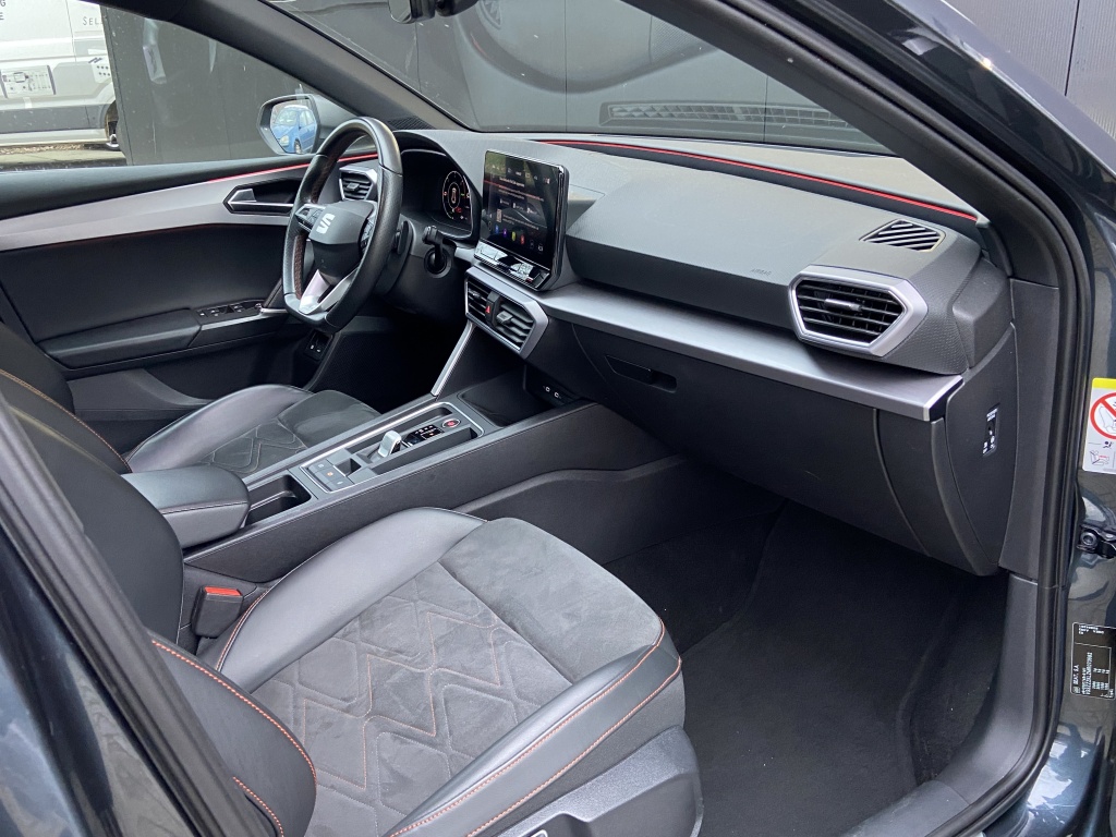 SEAT SEAT