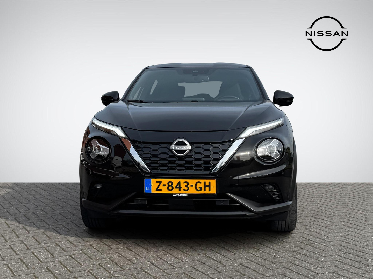 Nissan Nissan