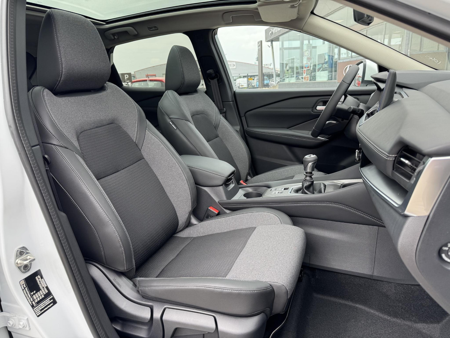 Nissan Nissan