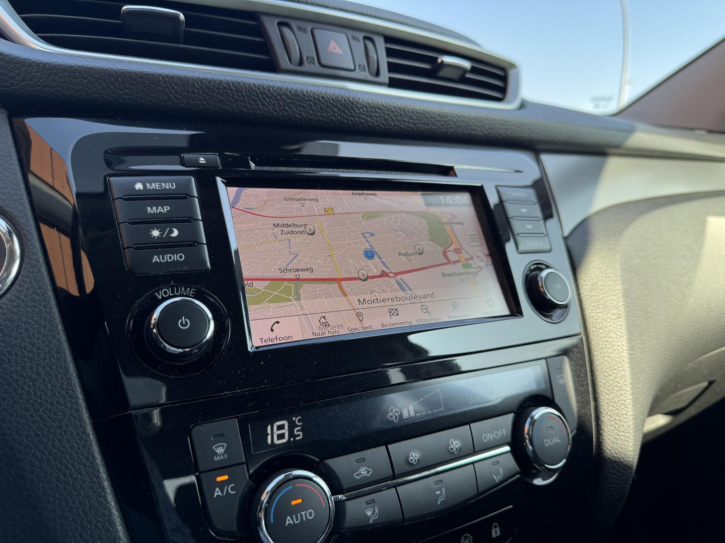 Nissan Nissan