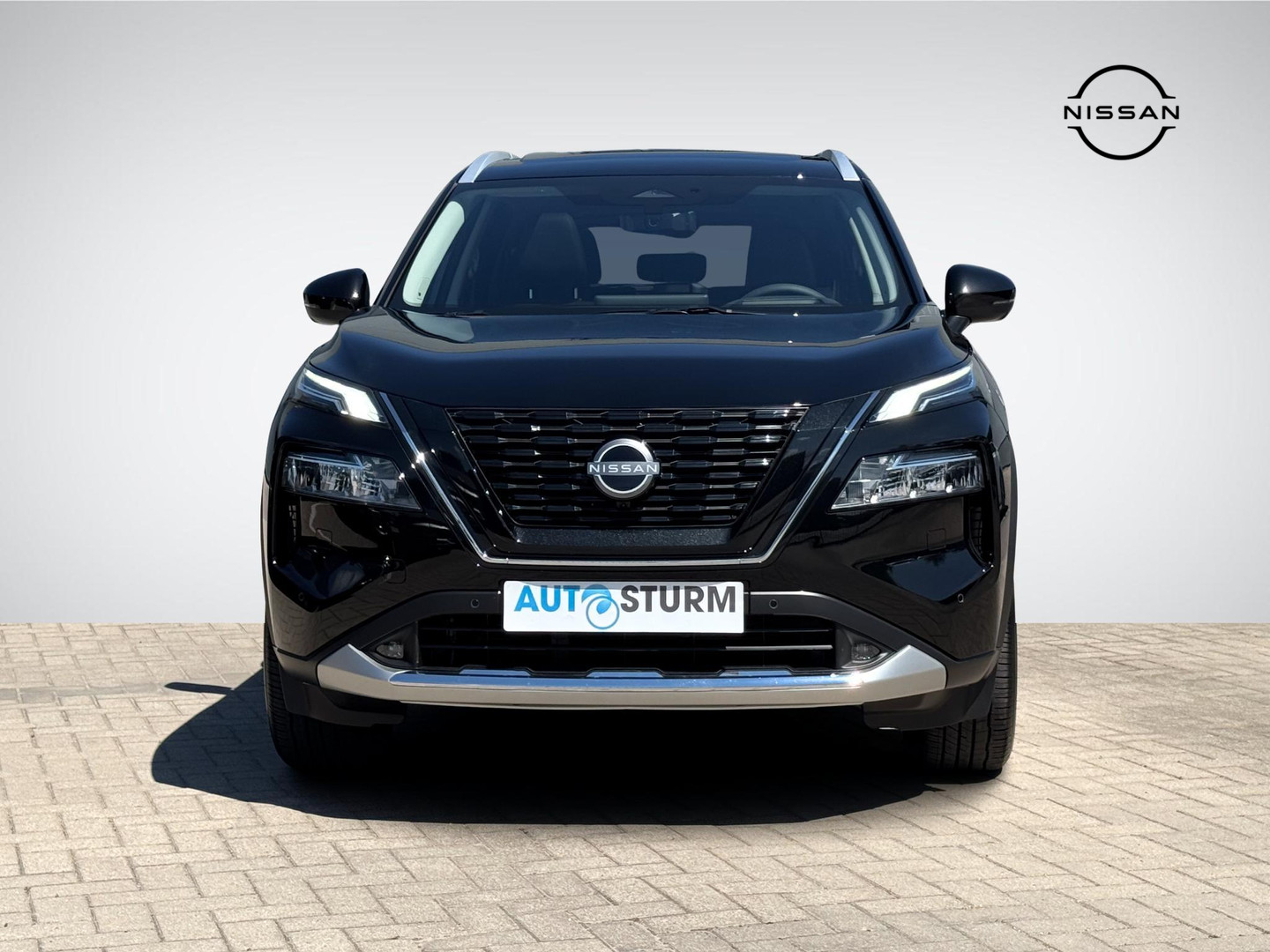 Nissan Nissan