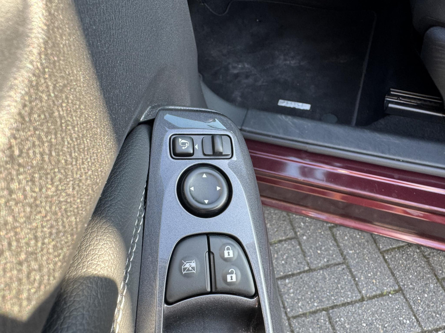 Nissan Nissan
