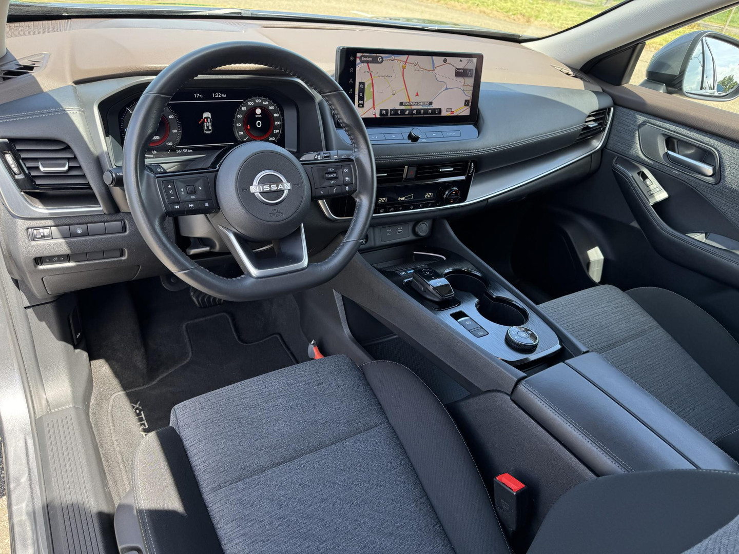 Nissan Nissan