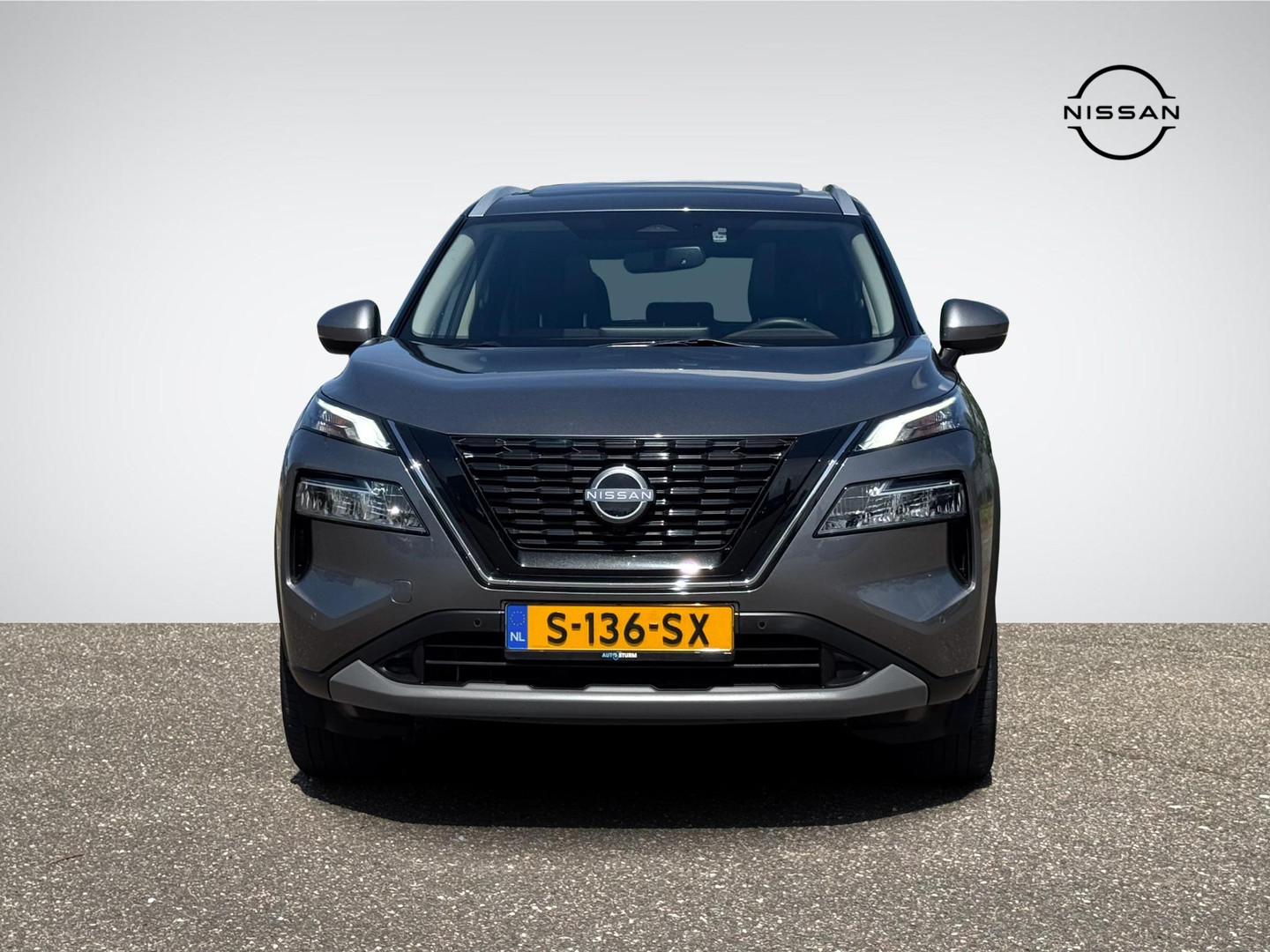 Nissan Nissan