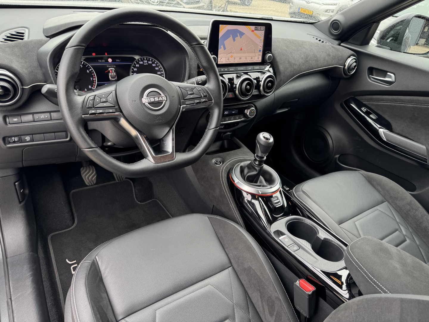 Nissan Nissan