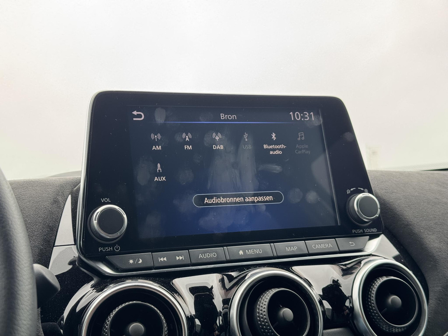 Nissan Nissan