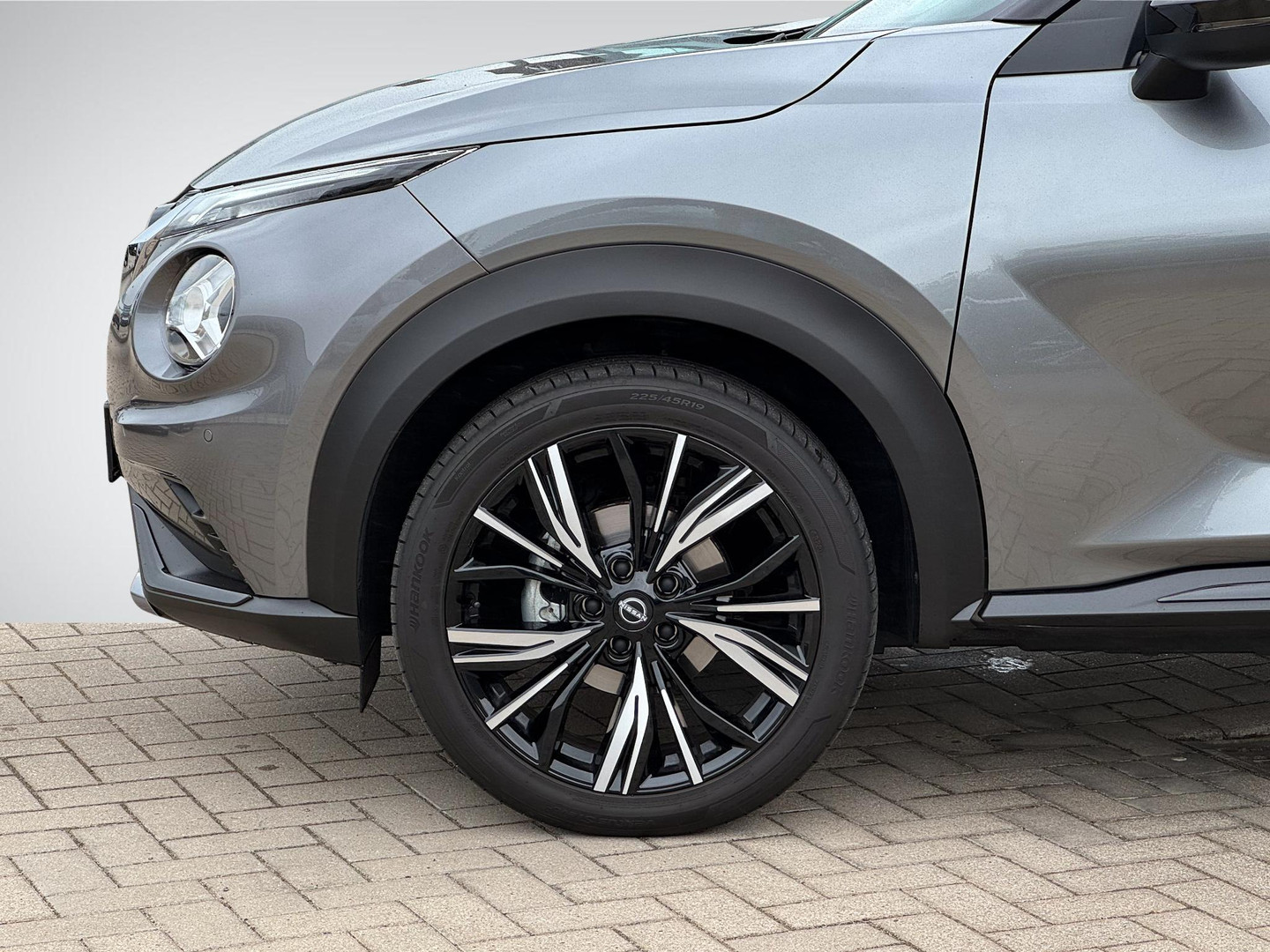 Nissan Nissan