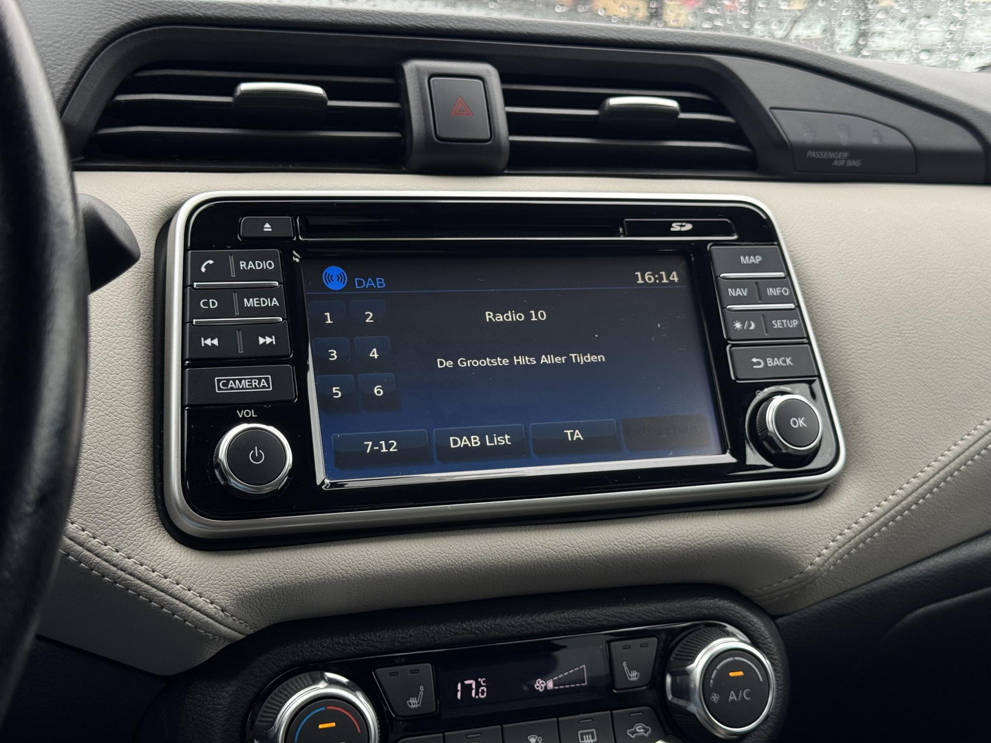 Nissan Nissan