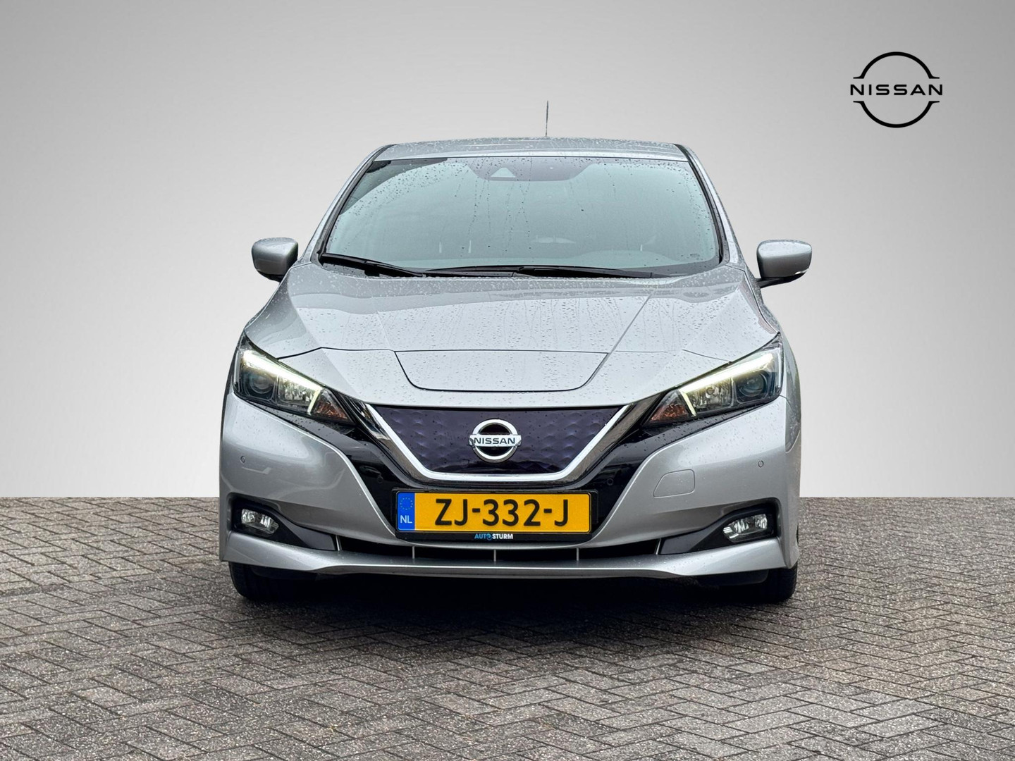 Nissan Nissan