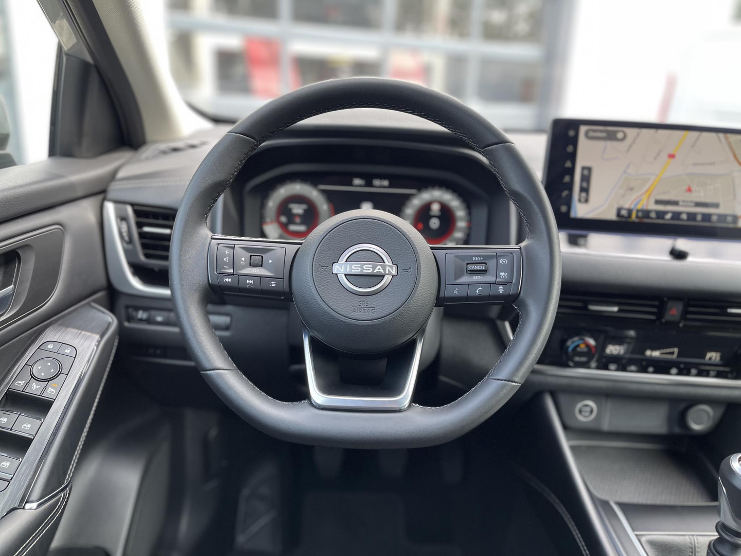 Nissan Nissan