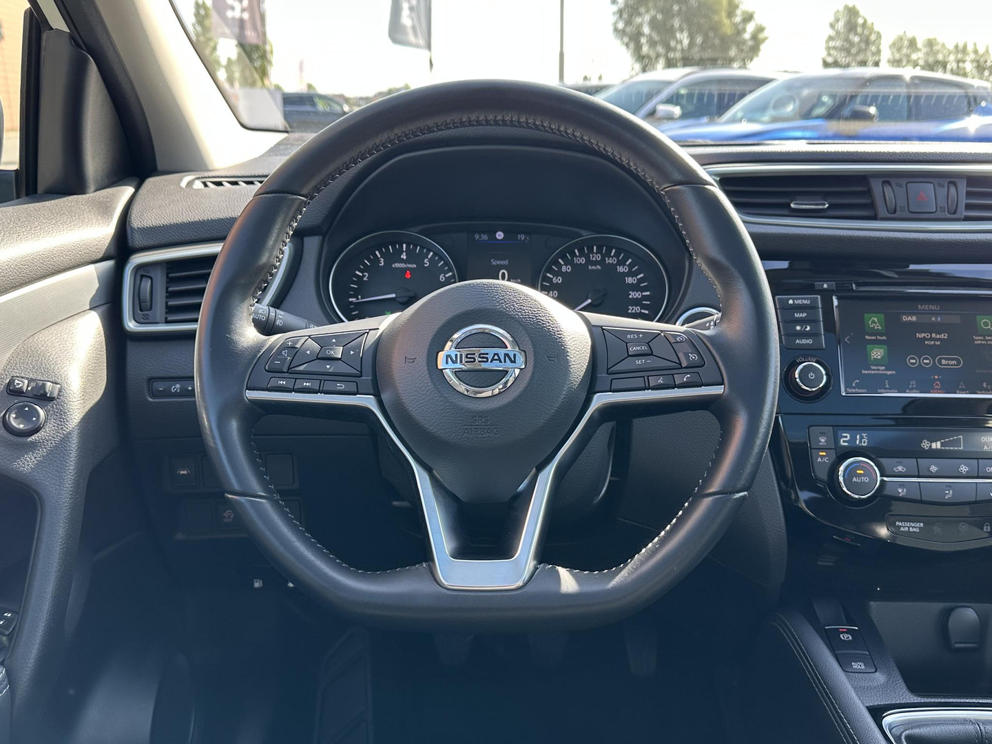 Nissan Nissan