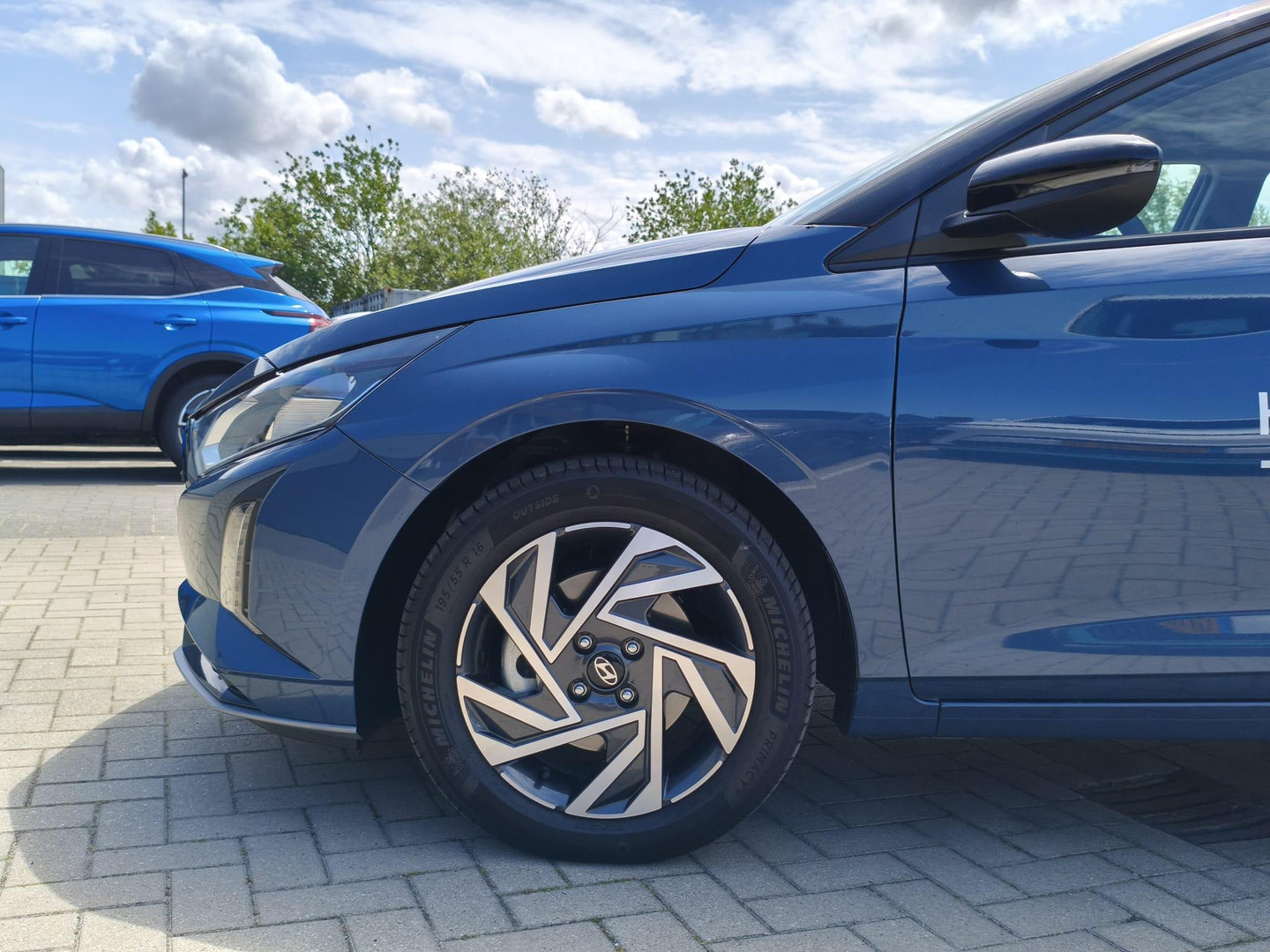 Hyundai Hyundai