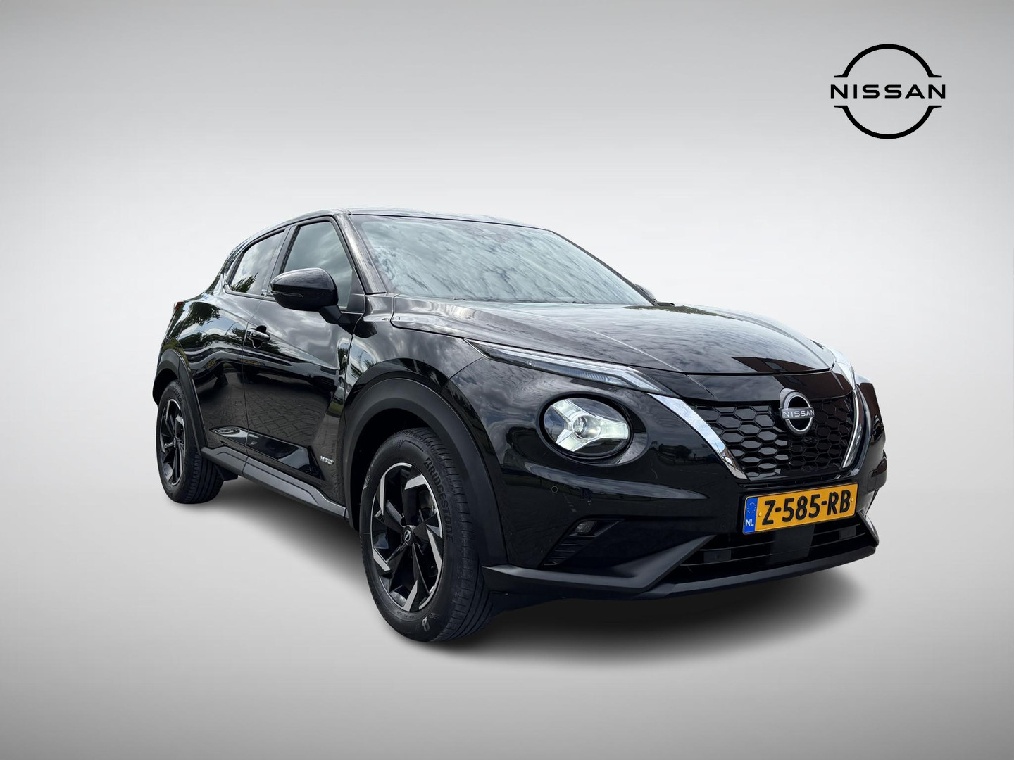 Nissan Nissan