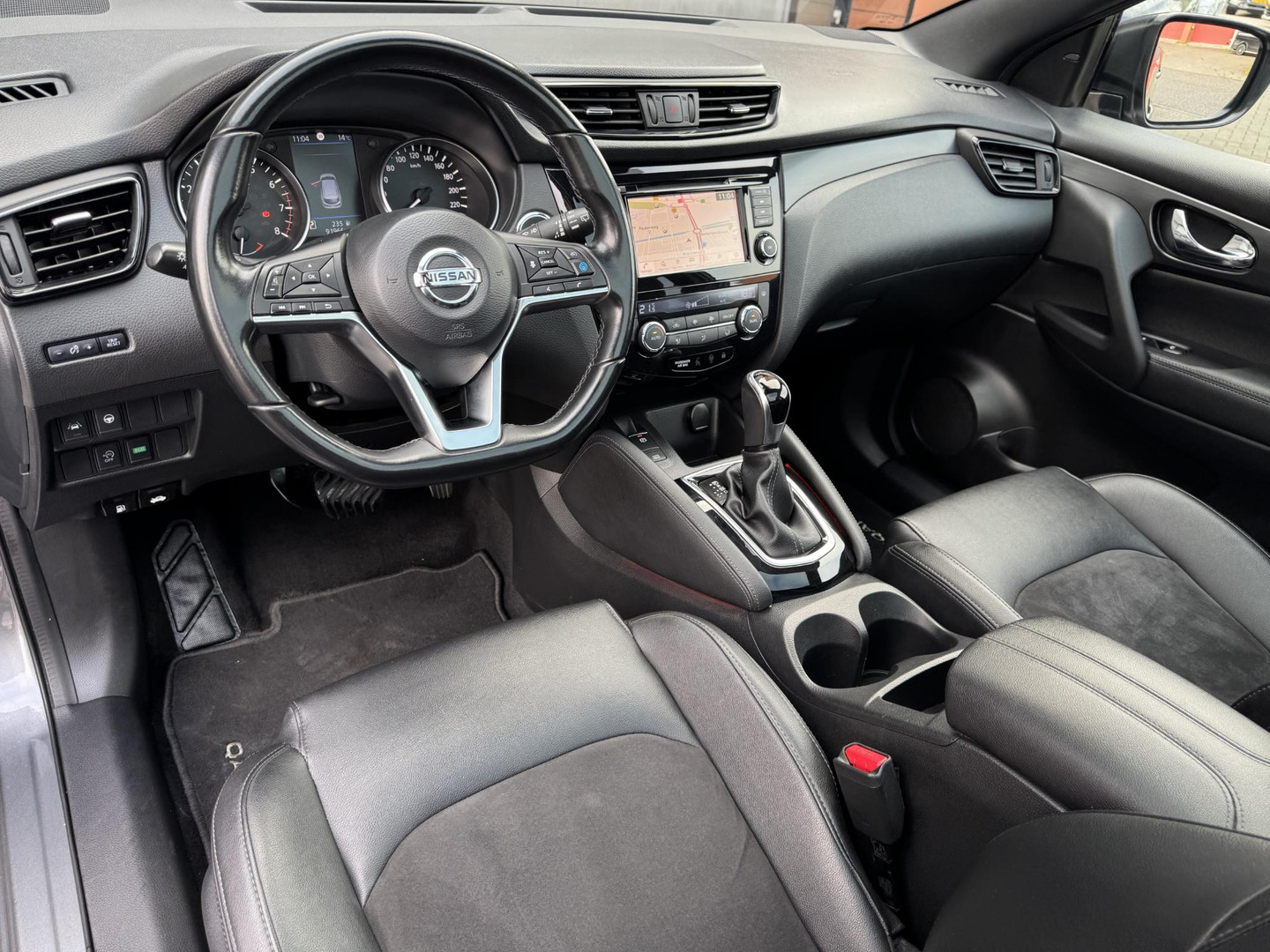 Nissan Nissan