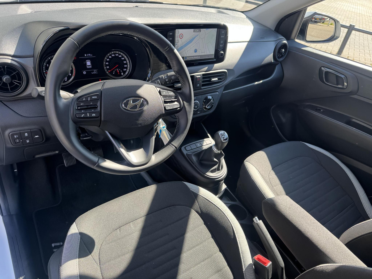Hyundai Hyundai