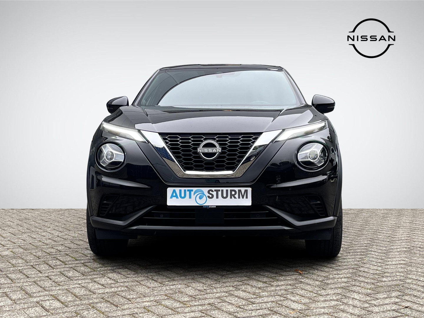 Nissan Nissan