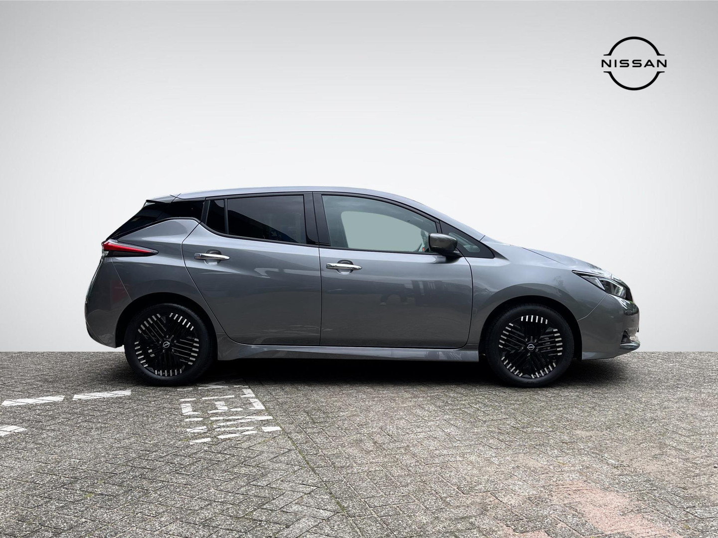 Nissan Nissan