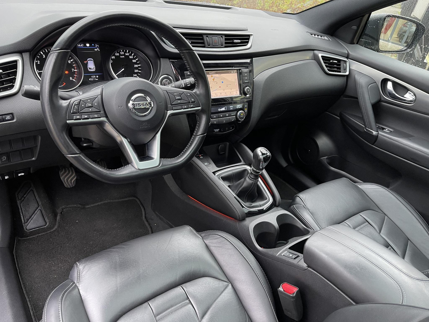 Nissan Nissan