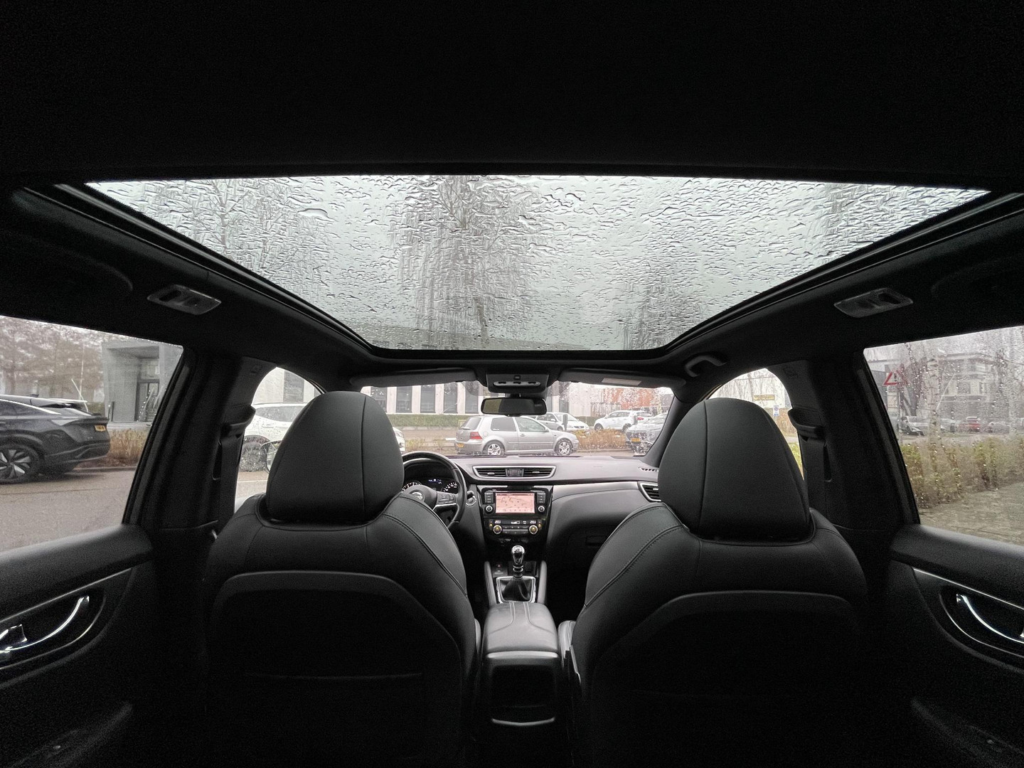 Nissan Nissan