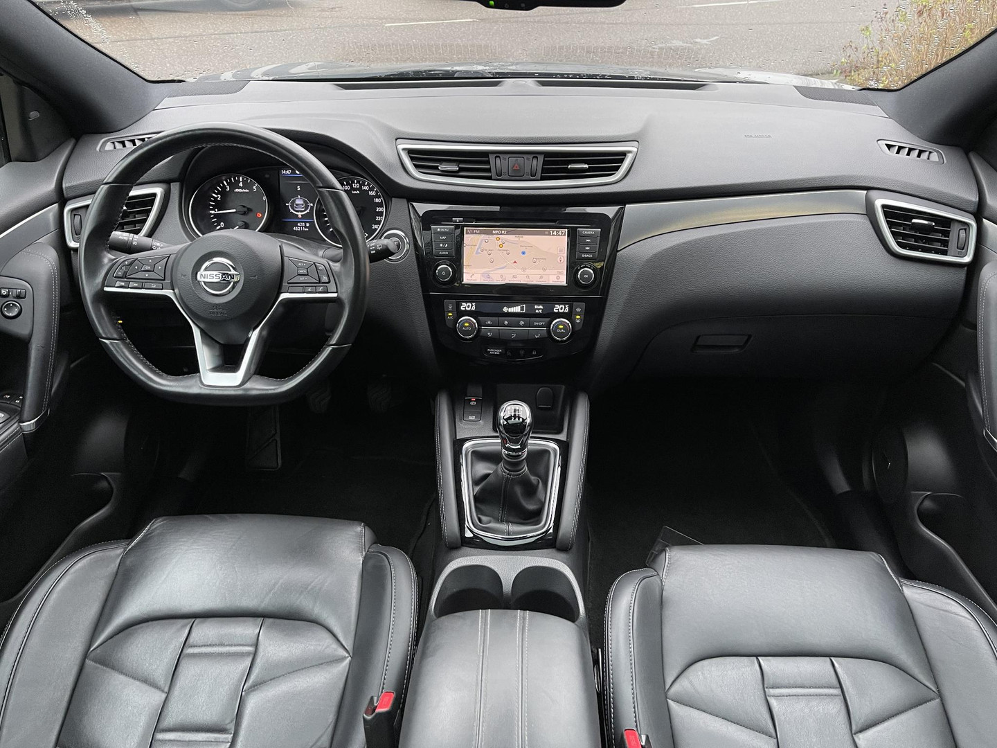 Nissan Nissan