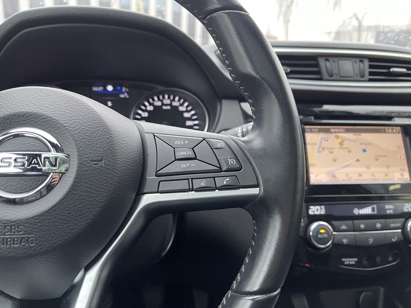 Nissan Nissan