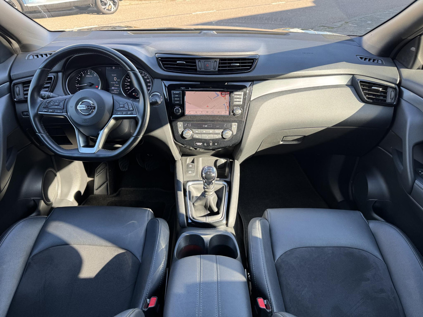 Nissan Nissan