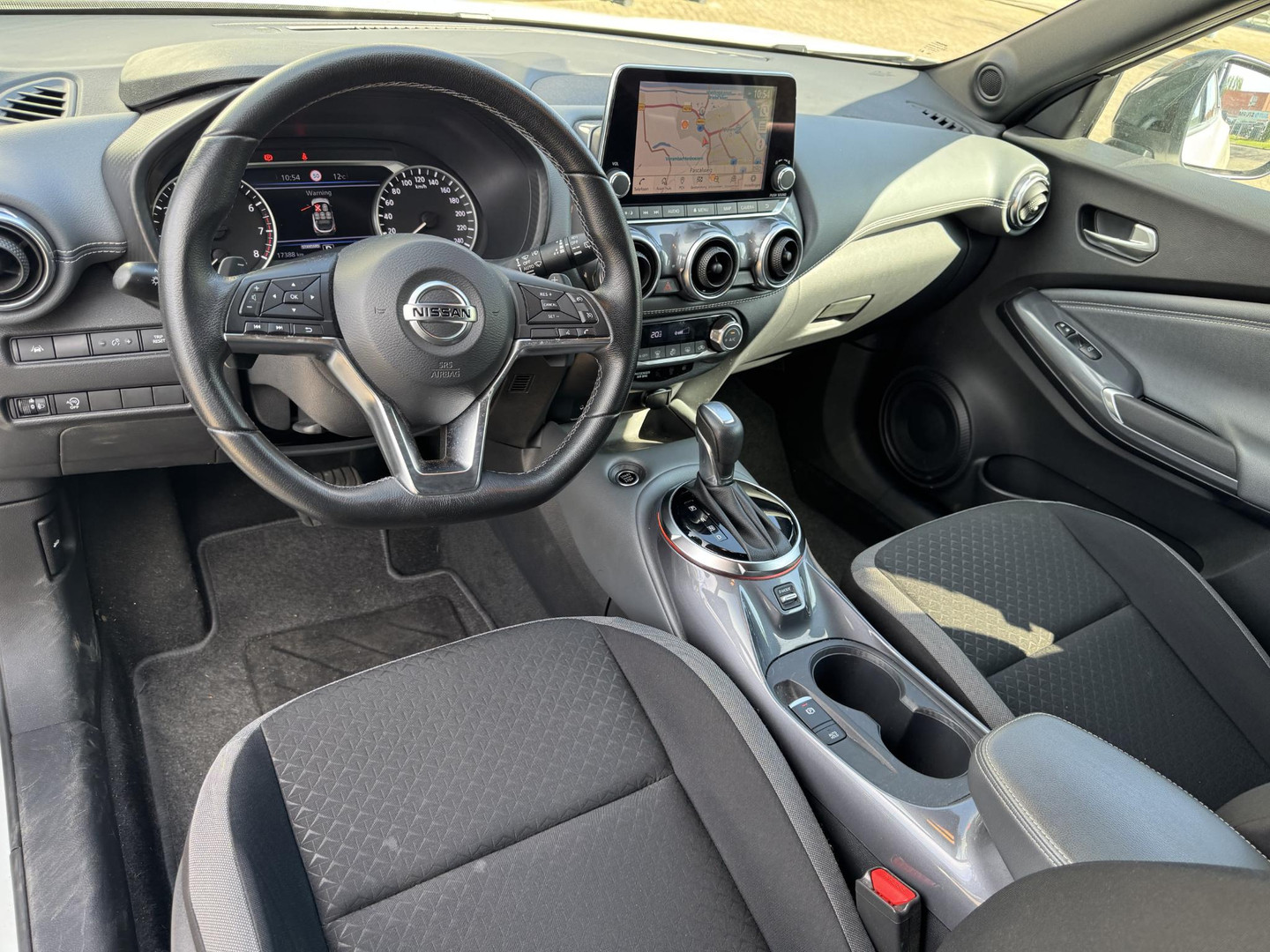 Nissan Nissan