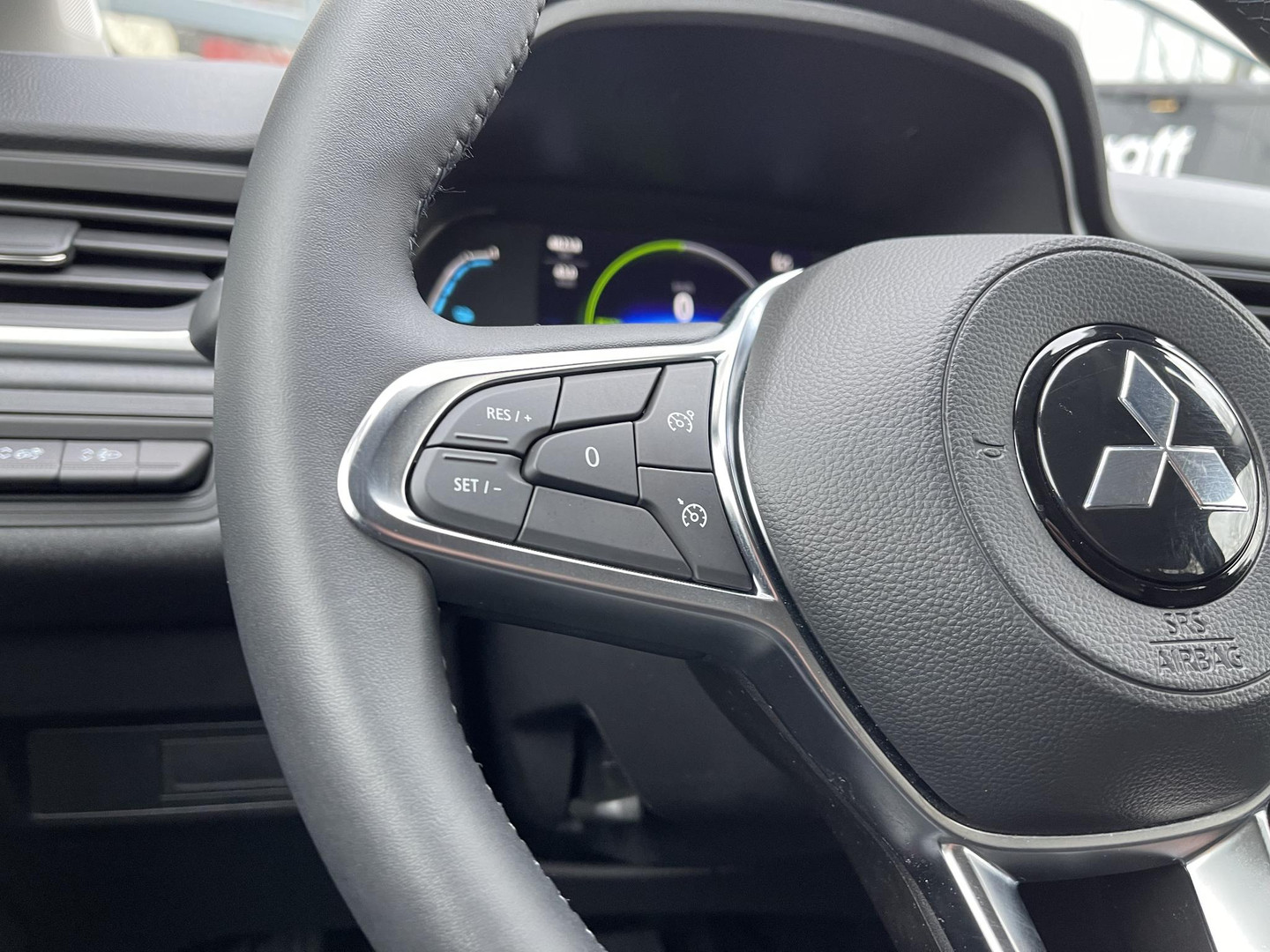 Mitsubishi Mitsubishi