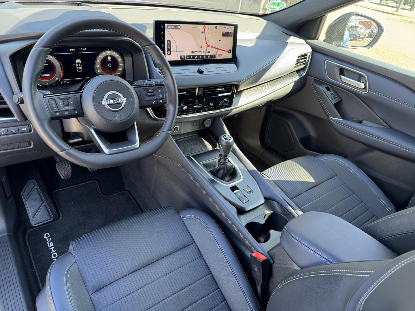 Nissan Nissan