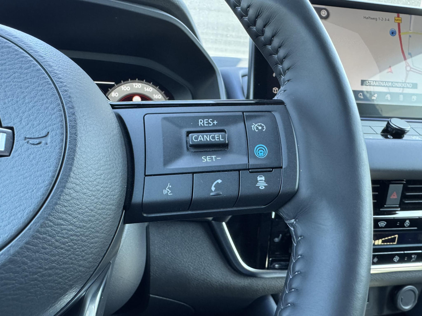 Nissan Nissan