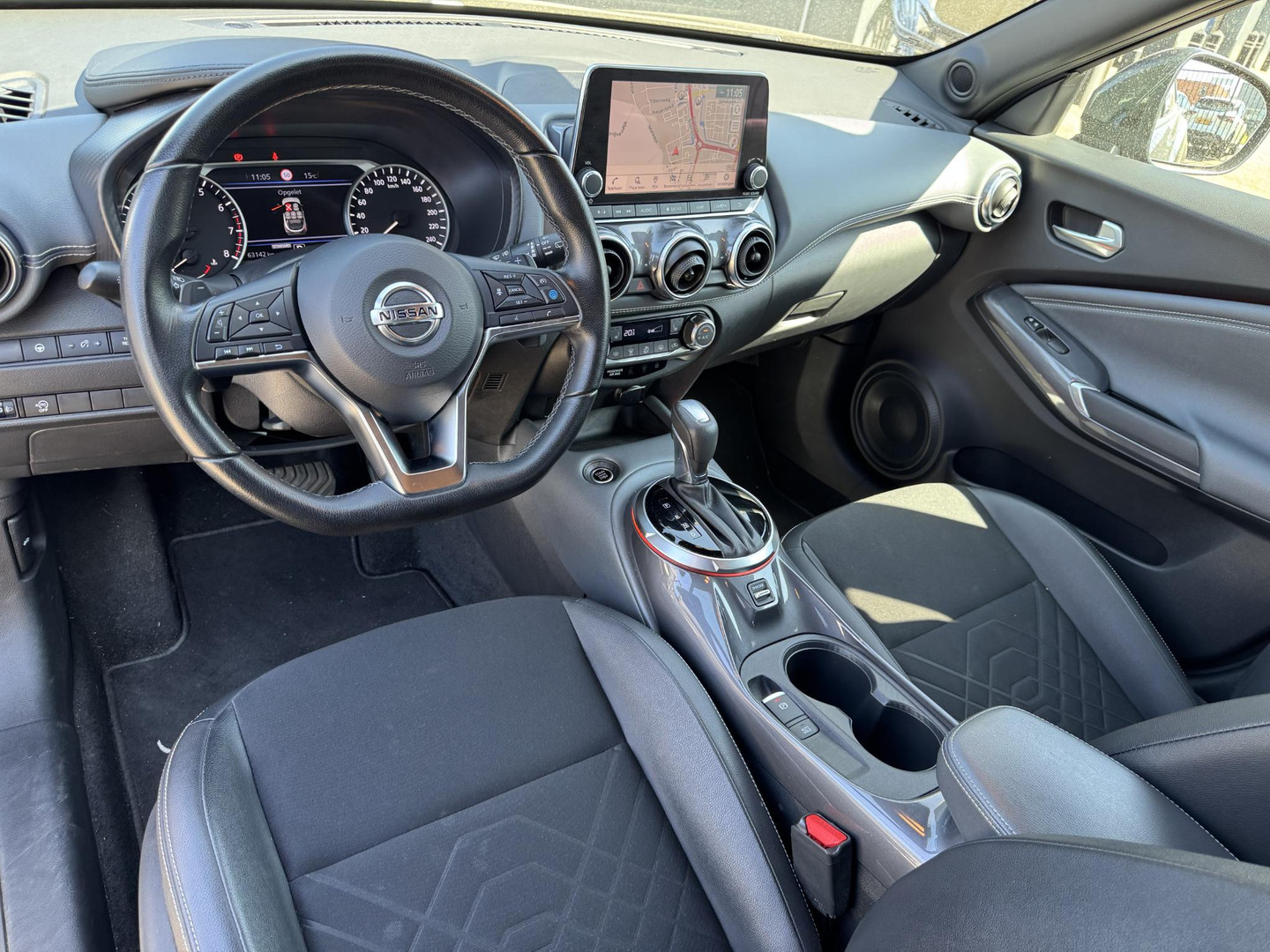 Nissan Nissan