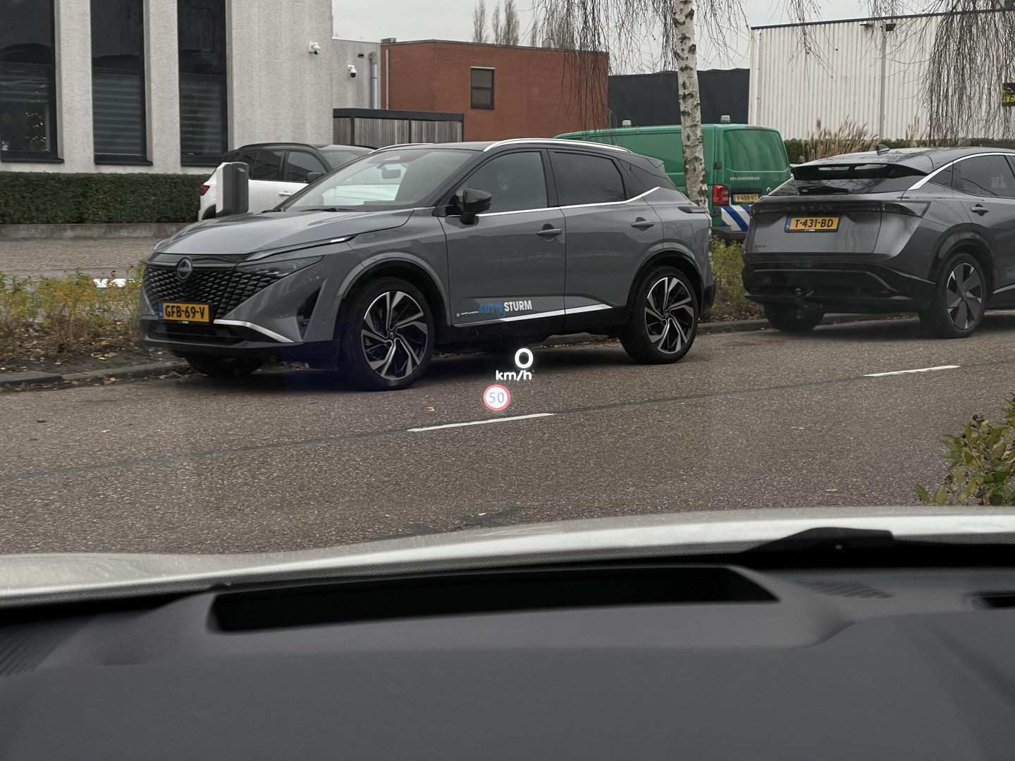 Nissan Nissan