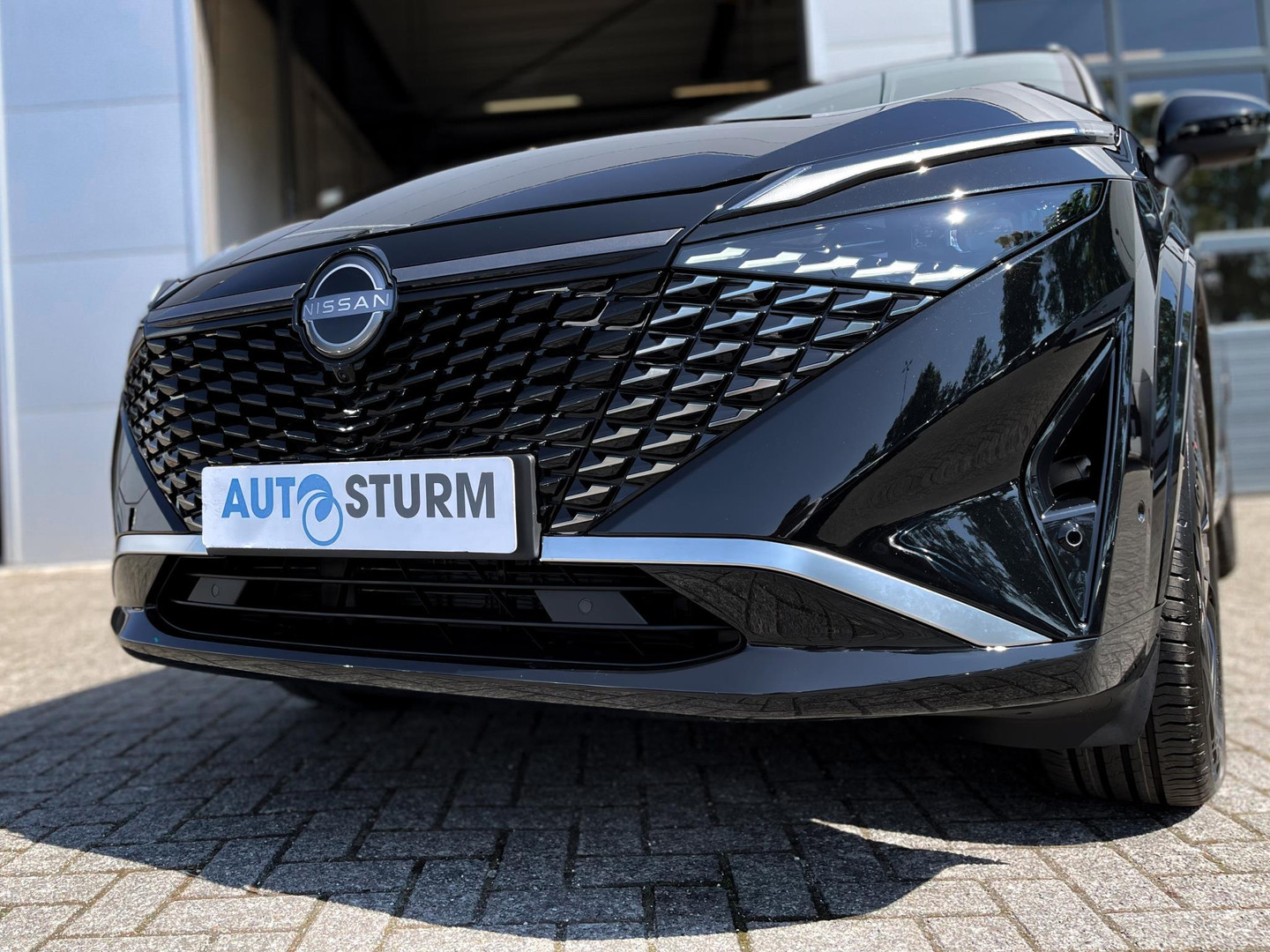 Nissan Nissan