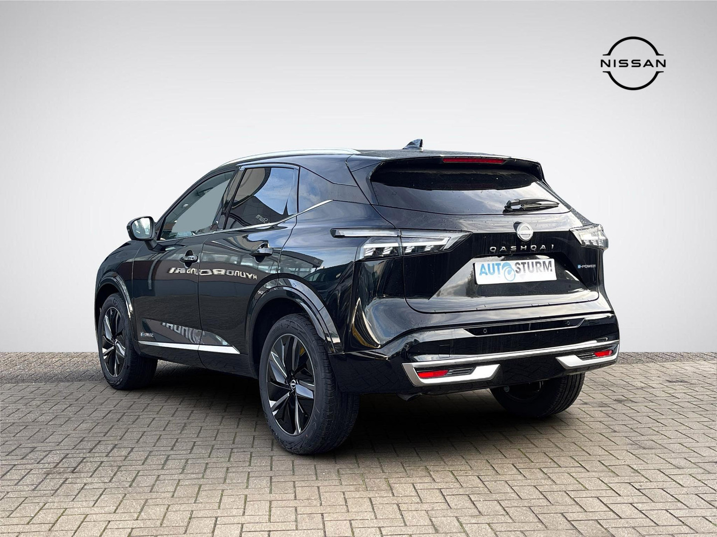 Nissan Nissan