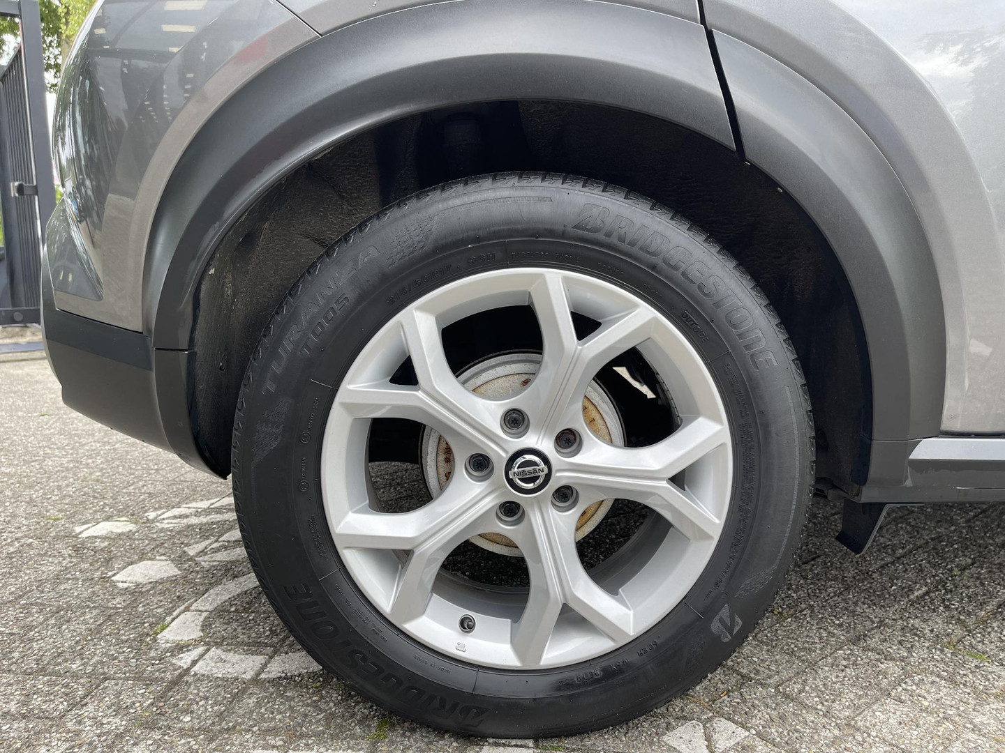Nissan Nissan
