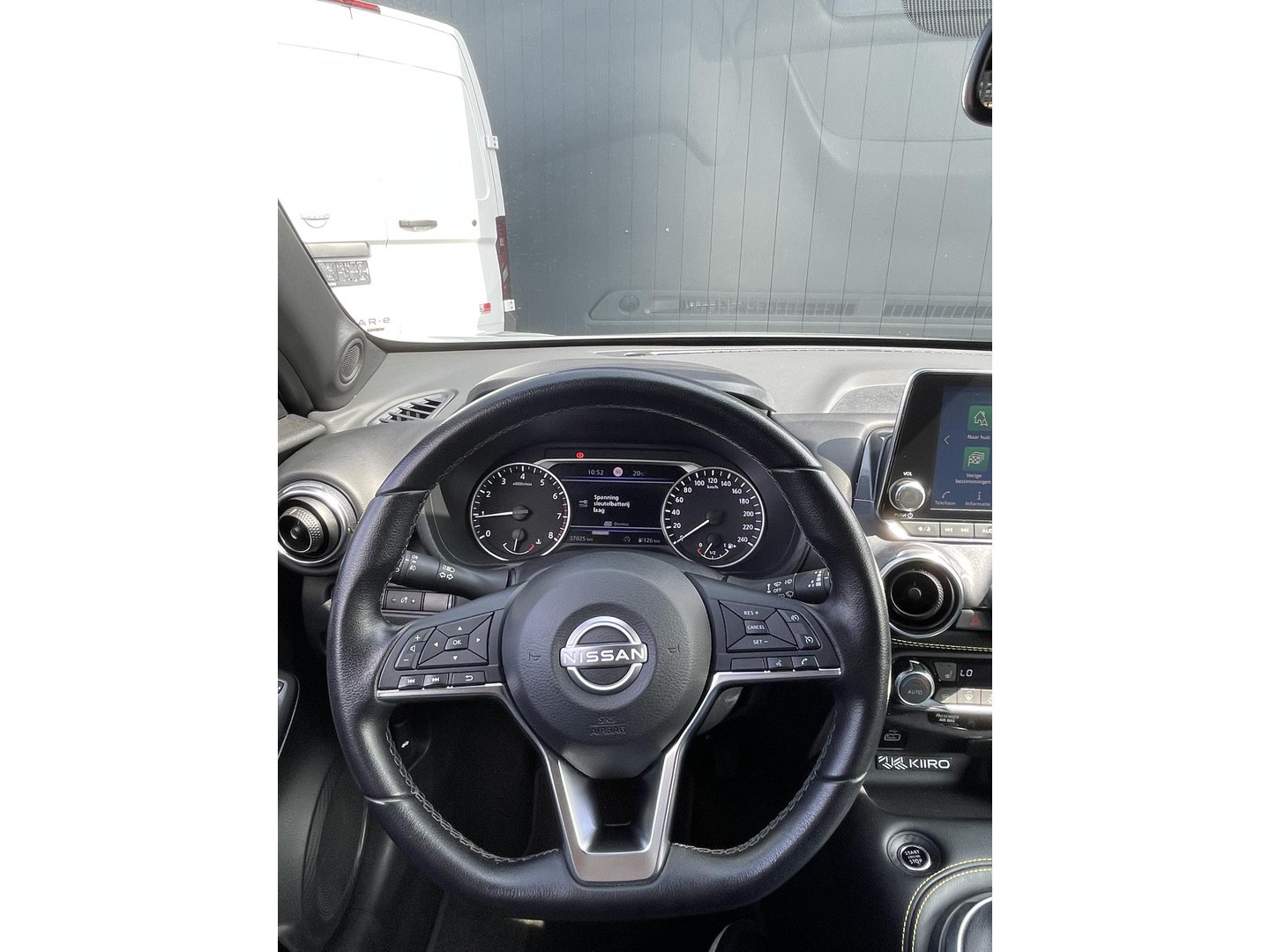 Nissan Nissan